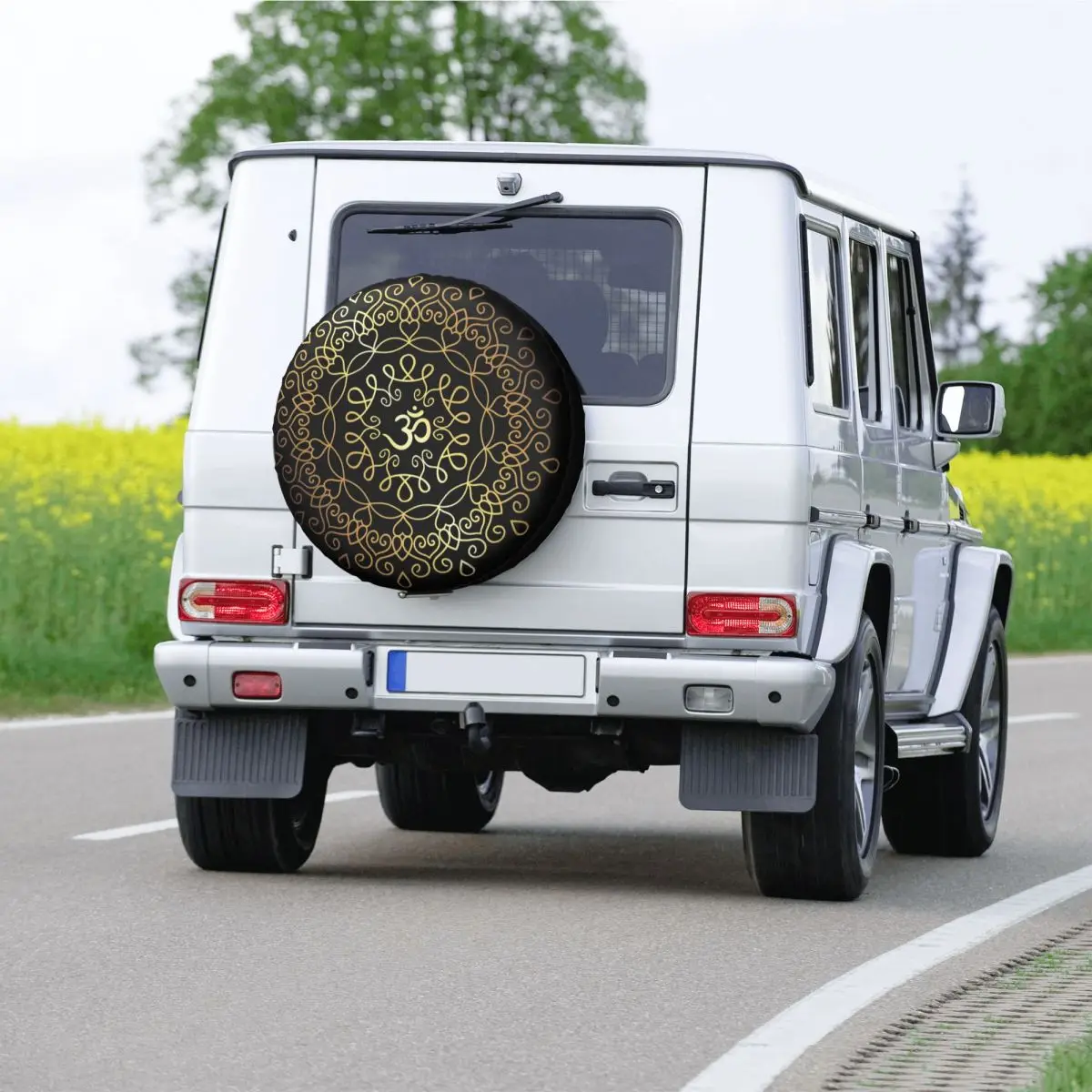 Golden Om Mandala Spare Tire C - Travel Yoga Accessories のレビューと価格