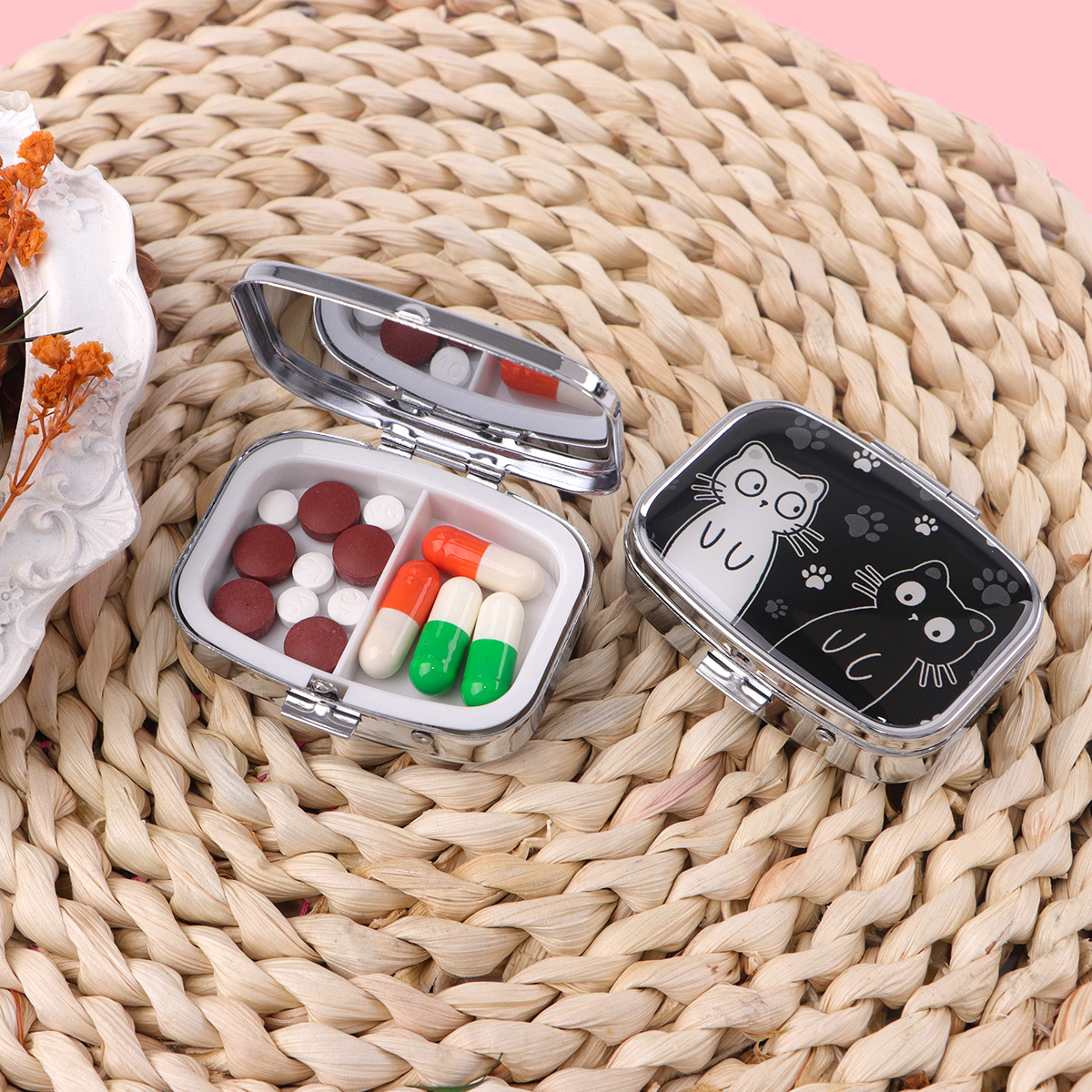 Cartoon Black And White Cat Tr - Travel Accessories Organizer Case のレビューと価格