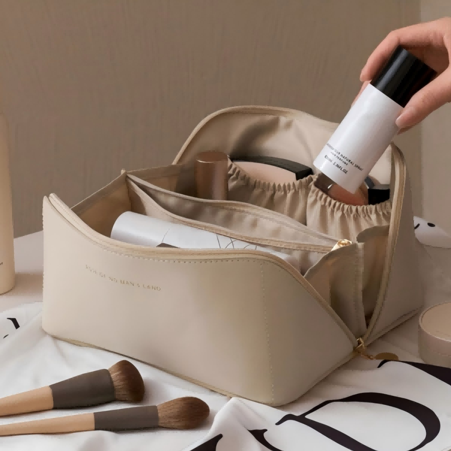 Large Capacity Waterproof Make - Travel Accessories Pouch のレビューと価格