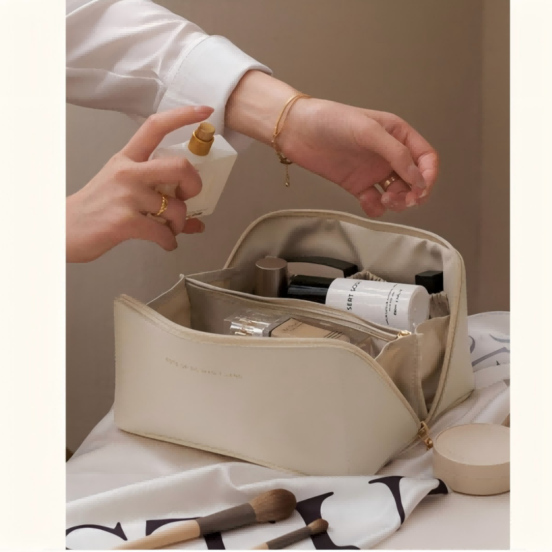 Large Capacity Waterproof Make - Travel Accessories Pouch のレビューと価格