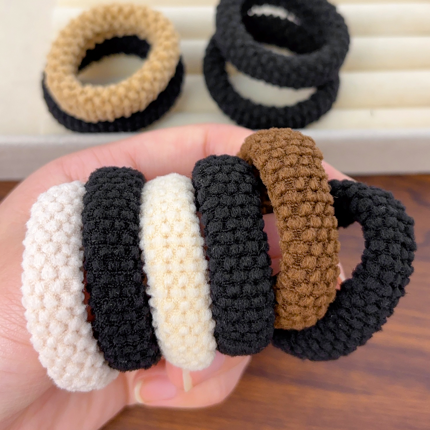 Seamless Hair Ties Thick Elast - Travel Accessories Bunnings のレビューと価格