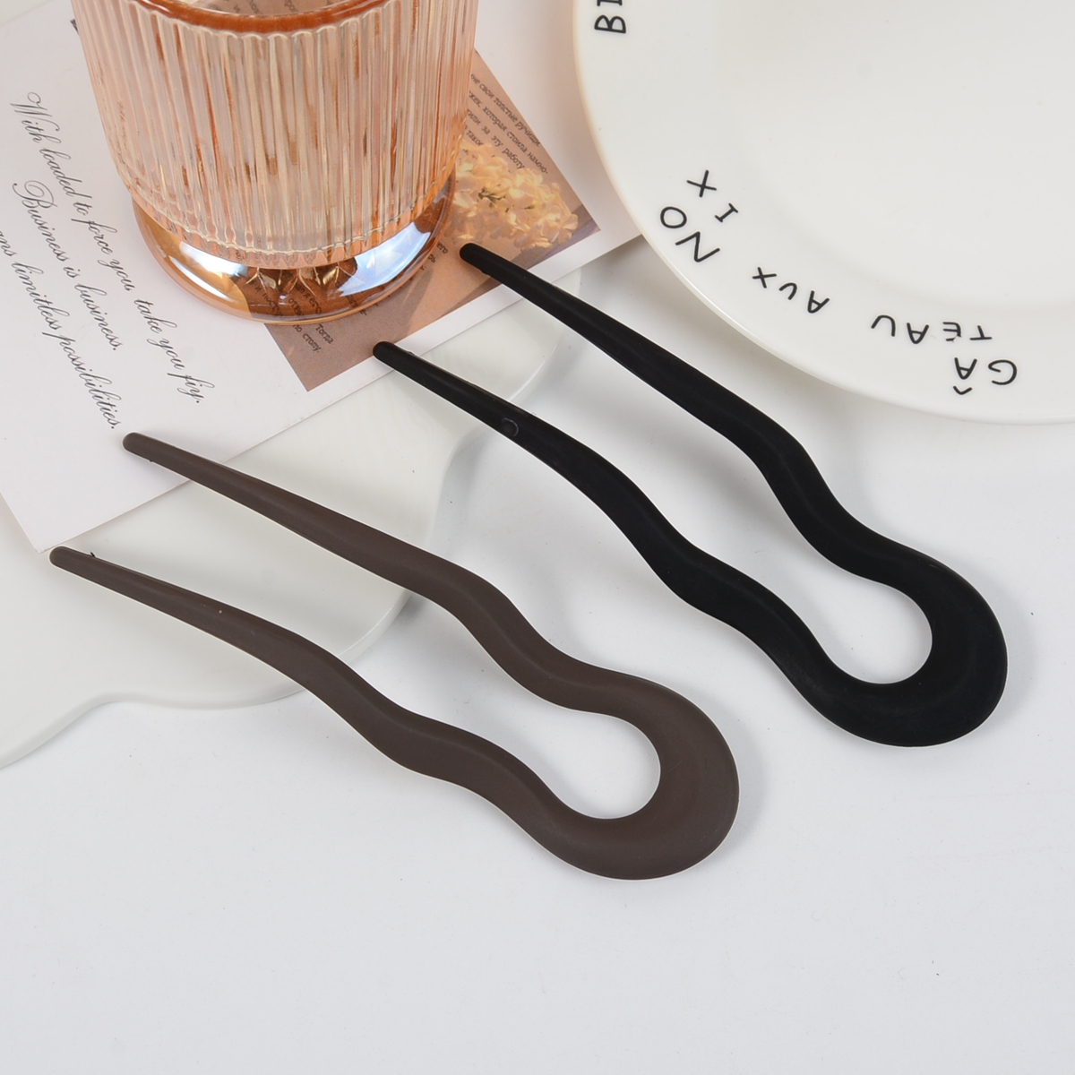 2 Pieces of Fashionable and El - Travel Accessories As Gifts のレビューと価格
